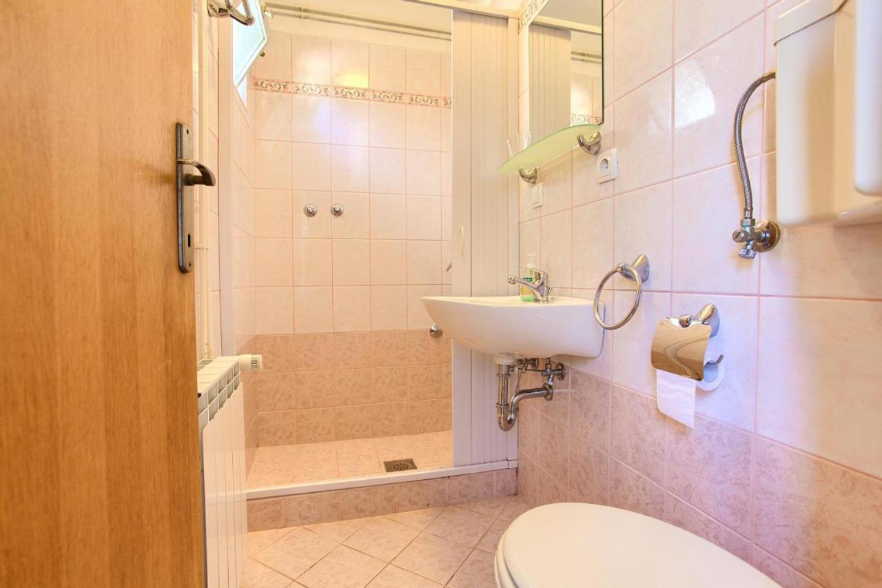 Romantic Apartment Krk Town Buitenkant foto